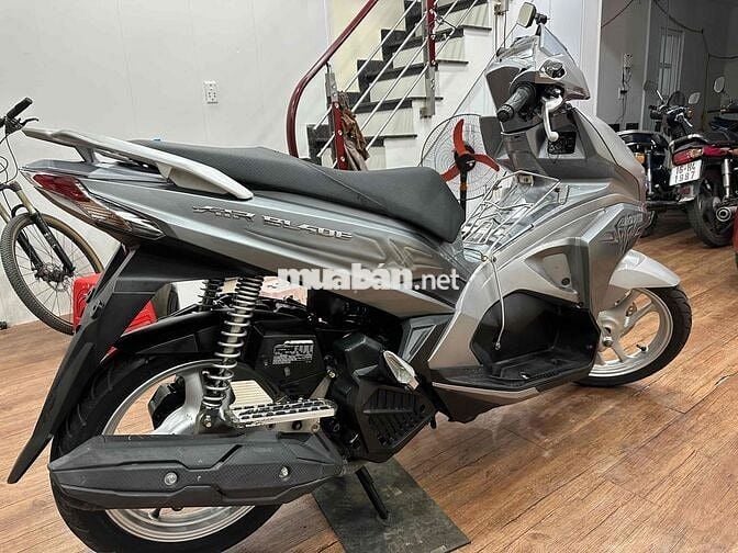 Xe Blade chính chủ mình chạy 3.6vạn