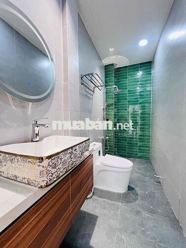 NHÀ SHR MỚI NGAY CHỢ FULL NT HXH CỰC MỀM