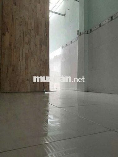 Cho thuê nhà 2pn Lê Quang định4tr5
