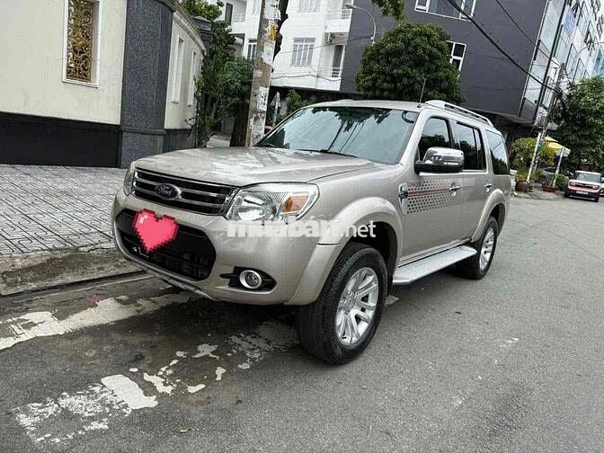 Ford Everest sx12/2014 AT 2.5 Diesel.  Limited zin