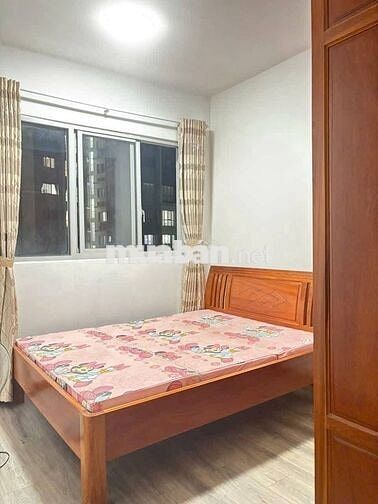 Bán căn hộ 2PN 2WC DT 68m2 khu Ruby Celadon City