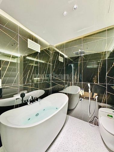 ⭐️Siêu phẩm 5 Lầu tuyệt đẹp THANG MÁY CAO CẤP hẻm xe hơi 6m Lê Văn Thọ