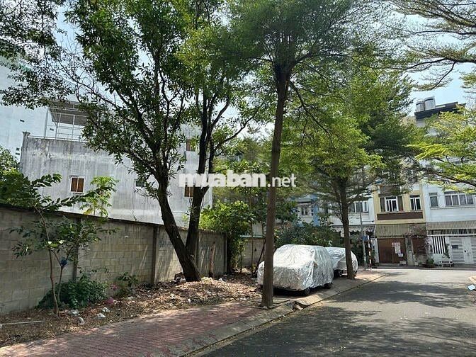 Hiếm! Đất 2 mặt tiền kế bên Khu Kim Sơn Q7, 233m2, chỉ 21.5 tỷ