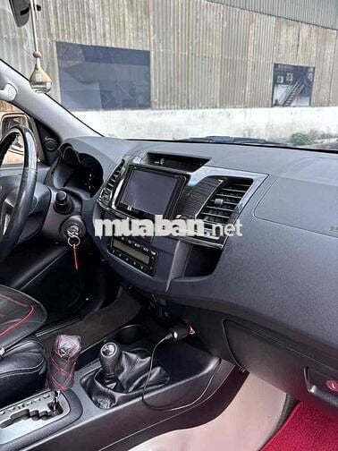 Toyota Fortuner 2016 2.7V 4x4 AT - 90000 km