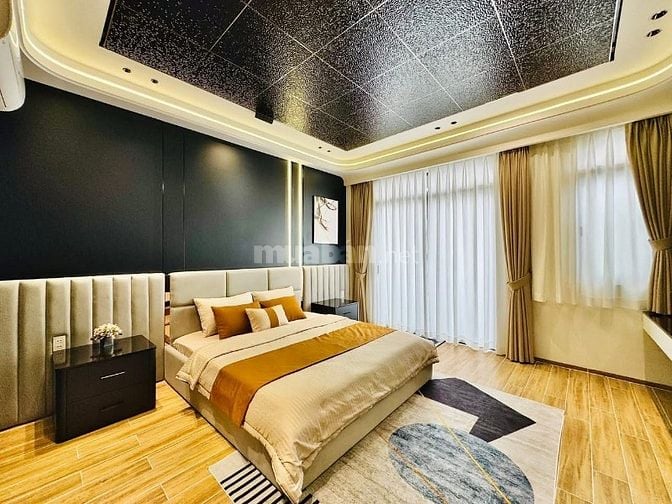 ⭐️Siêu phẩm 5 Lầu tuyệt đẹp THANG MÁY CAO CẤP hẻm xe hơi 6m Lê Văn Thọ