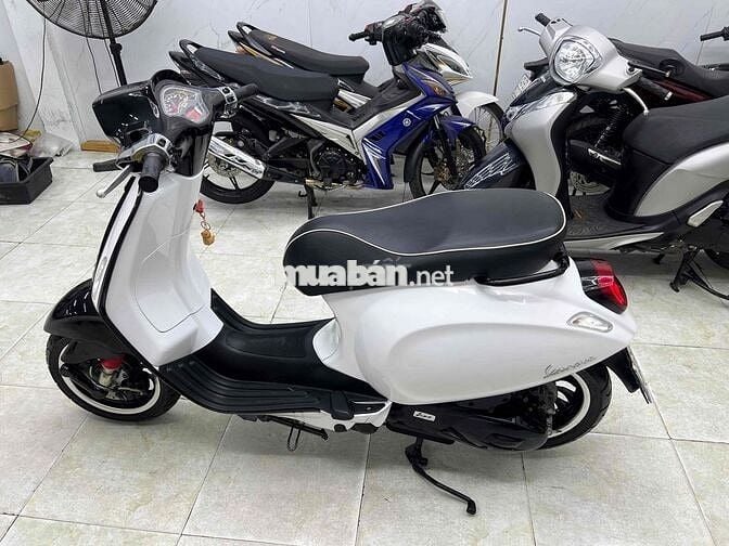 Vespa 2020 đèn led động cơ iget phanh ABS máy móc