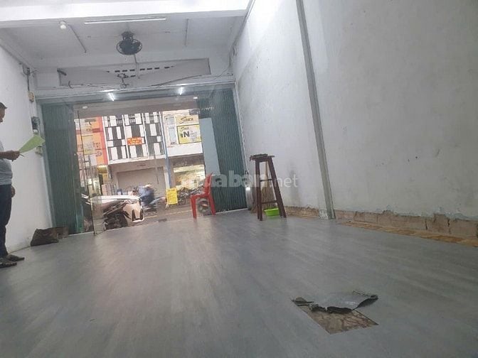 Cho thuê nhà mặt tiền đường Phan Đình Phùng, Phường 17, Phú Nhuận