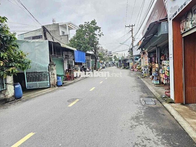 Đất mặt tiền Kinh doanh, gần Ngã Tư Chiêu liêu, P Tân Bình, Tp Dĩ An.