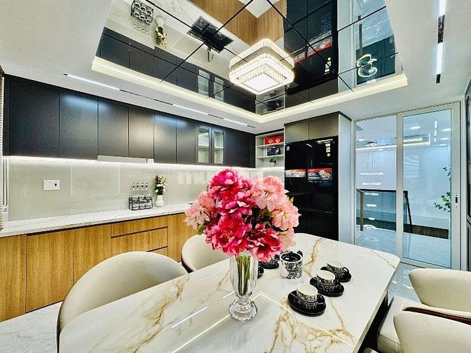 👉 NHÀ 3 TẦNG LẦU VIP NHẤT PHÚ NHUẬN - NGUYỄN TRỌNG TUYỂN, PHÚ NHUẬN 