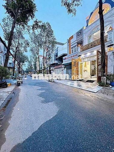 NHÀ TÂN CỔ ĐIỂN FULL NỘI THẤT - MẶT TIỀN ĐƯỜNG TÚ XƯƠNG