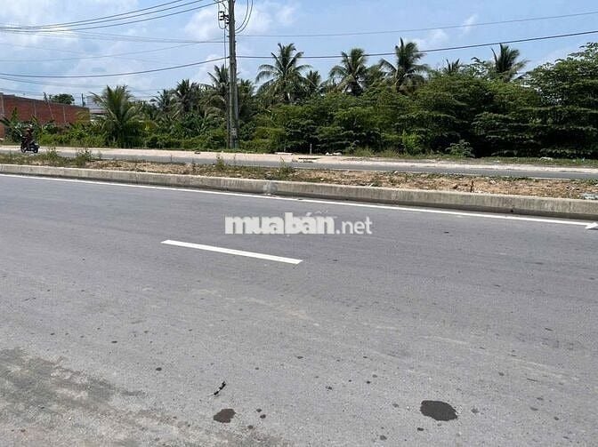 Đất mặt tiền đường vào khu công nghiệp bình minh