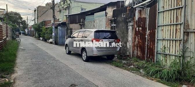 Mình chính chủ xe cần bán chiếc xe này