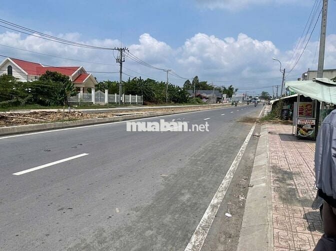 Đất mặt tiền đường vào khu công nghiệp bình minh