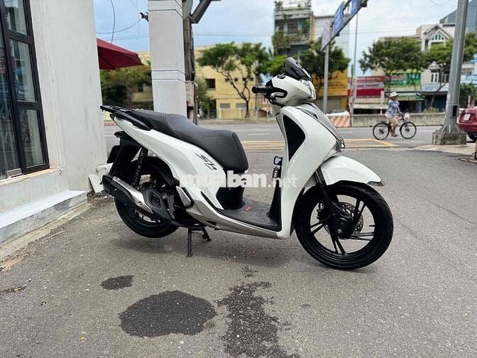 sh 128. phanh abs. nguyên rin xe chất