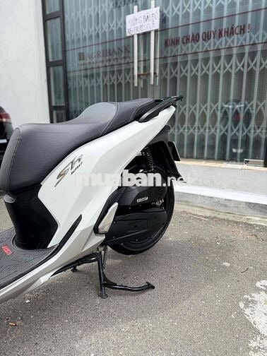 sh 128. phanh abs. nguyên rin xe chất