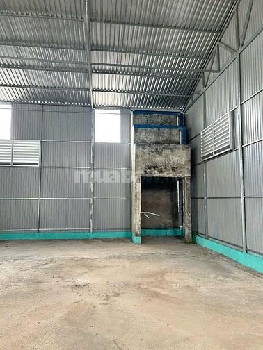 Kho Xưởng 306,8m2, có 200m2 thổ, SHR, Thái Mỹ, Giá Chỉ 900tr.