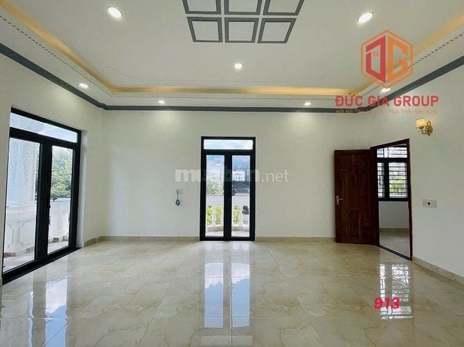 Cho thuê biệt thự mới đẹp góc 2 mặt tiền khu dân cư Bửu Long