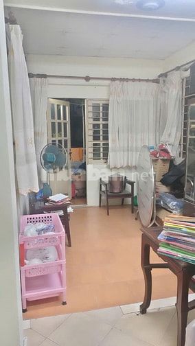 CHÍNH CHỦ CẦN BÁN NHÀ PHỐ, NHÀ HẺM tại QUẬN 10 HÒA HƯNG. Tiện ích đầy 