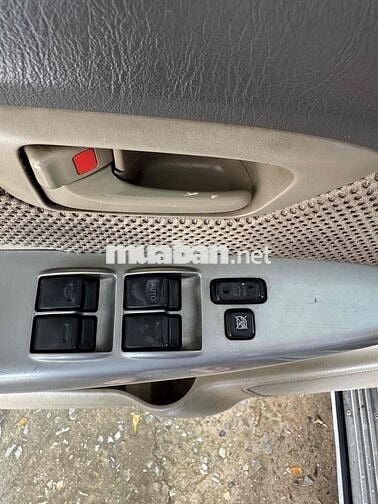 Toyota Hilux 2012 3.0G 4x4 MT - 300 km