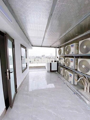 SIÊU PHẨM DÒNG TIỀN 7 TẦNG THANG MÁY Ô TÔ VÀO NHÀ SÁT HỒ 12 PHÒNG VIP