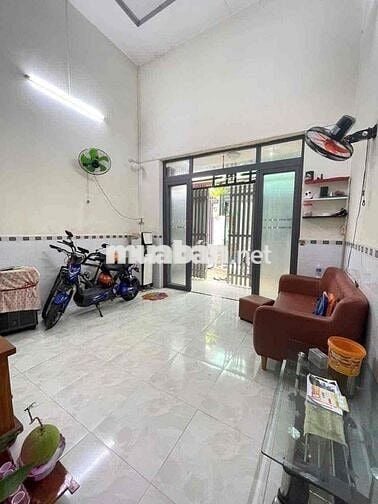 Nhà gác lững 4,5x12m Shr hẻm xe bá gác cách chợ Thới Tứ vài bước chân