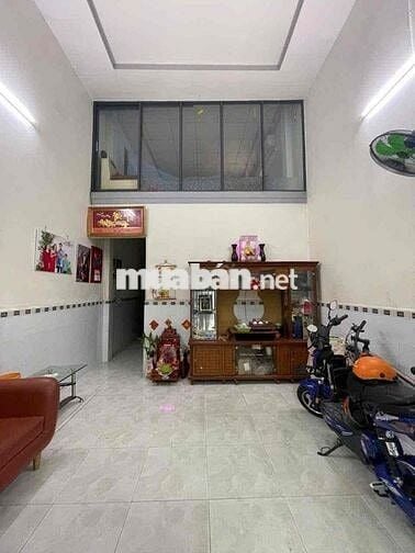 Nhà gác lững 4,5x12m Shr hẻm xe bá gác cách chợ Thới Tứ vài bước chân