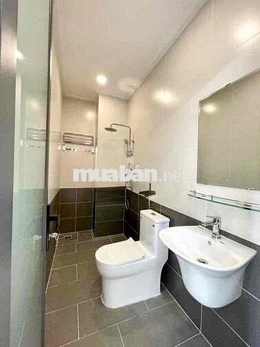 NGUYÊN CĂN  7PN8WC SIÊU RỘNG - Ô TÔ NGỦ TRONG NHÀ  - CÓ THANG MÁY XỊN