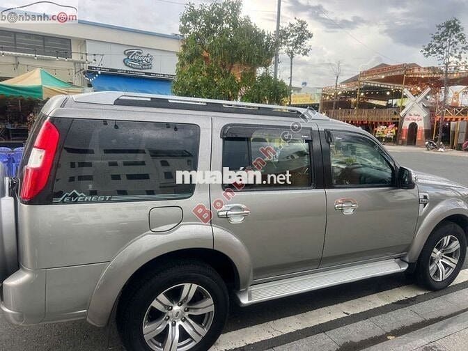 Ford Everest 2.5L 4x2 MT 2011 - 285 Triệu