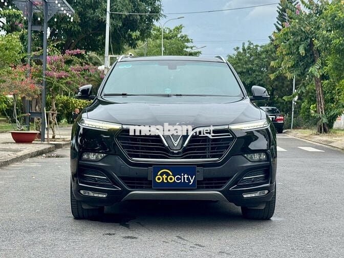 VinFast Lux SA Plus 2022 - Màu đen - 2v3km