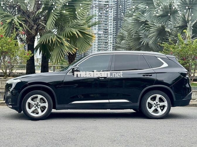 VinFast Lux SA Plus 2022 - Màu đen - 2v3km