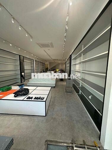 Cho thuê nhà nguyên căn mặt tiền đường Nguyễn Trãi ngang 6m dài 20m