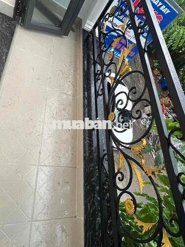 Cho Thuê nhà Nguyên Căn 6 phòng ngủ, Quận Bình Tân