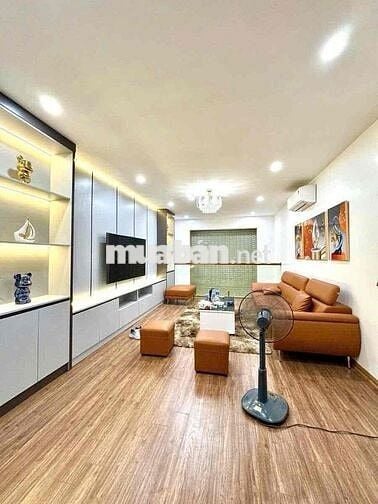 TRUNG TÂM BA ĐÌNH 7 TẦNG THANG MÁY 2 PHÚT RA HỒ CÁCH ÔTÔ 30M NGÕ THÔNG
