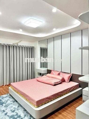 TRUNG TÂM BA ĐÌNH 7 TẦNG THANG MÁY 2 PHÚT RA HỒ CÁCH ÔTÔ 30M NGÕ THÔNG