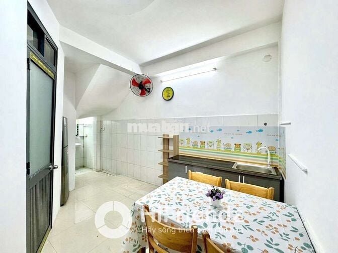 CĂN HỘ 1TRỆT + 1LỬNG SIÊU RỘNG CÓ THỂ LÀM SPA-NAIL-KINH DOANH NGAY Q11