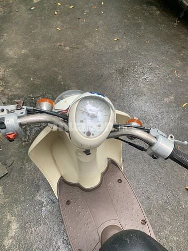 Cần bán xe Scopy bãi nhật, máy êm ru 50cc, còi đèn xi nhan đầy đủ