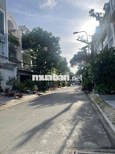 Nhà 4 tầng, DT 80m2 (4x20m) hẻm 1/ rộng 8m có lề . 💰💰16tỷ TL. ĐẶNG THU