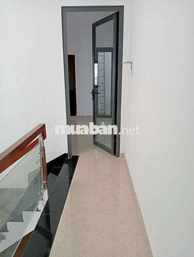 Nhà mới tinh 1trệt 1lầu 4❌18 2pn 3wc hxh thông ngay trường Trần Phú