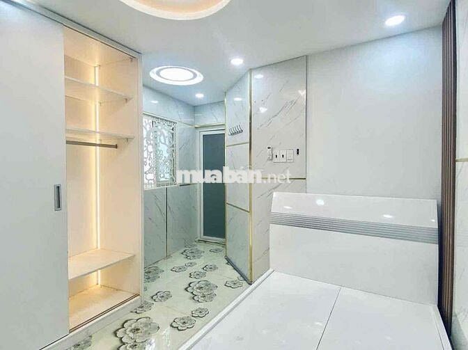 Phòng full nội thất, sạch sẽ thoáng mát, ngay cầu Nguyễn Văn Cừ, Q5