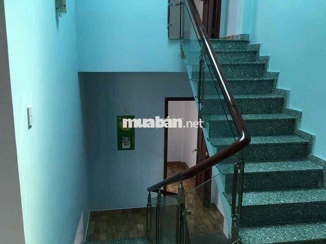 Nhà đẹp ở ngay Giáp quận 12 đầy đủ tiện ích, dân cư yên tĩnh
