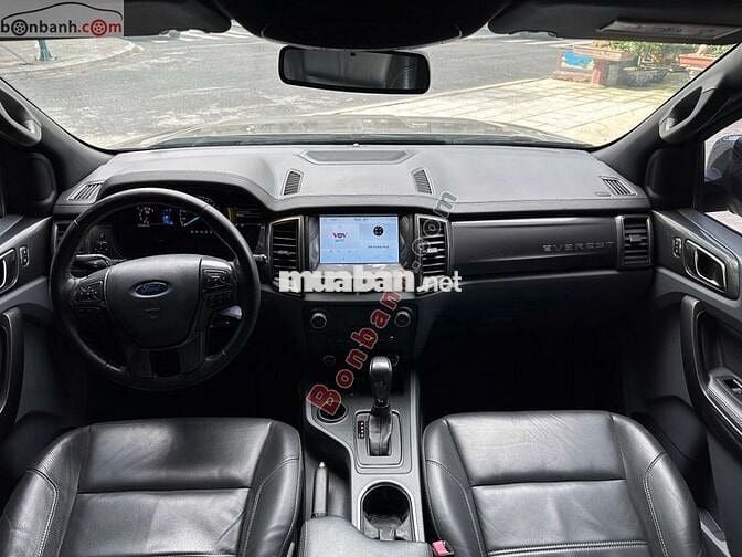 Ford Everest Titanium 2.2L 4x2 AT 2016