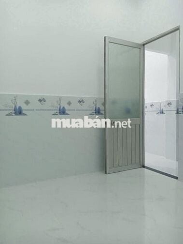 CẦN BÁN GẤP NHÀ 1 TRÊT, 1 LỬNG, 2 PN, WC, HẺM XE HƠI.