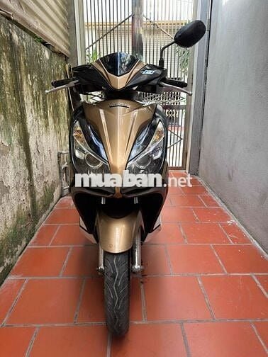 Bán để đổi xe cho vợ