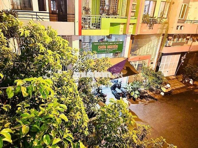 ĐỘC QUYỀN 3PN sau Coopmart Chu Văn An 65m2 Ban Công rộng - bếp riêng ,