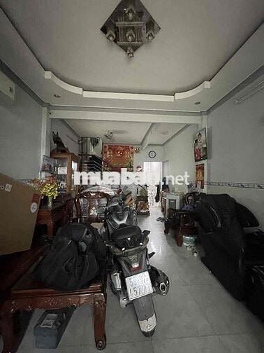 bán gấp nhà 51m2. HXH. nguyễn Hữu Tiến. Tây Thạnh chỉ 5.6ty