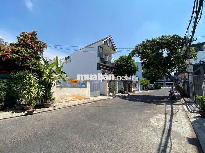 Bán lô đất ngang rộng đẹp mặt tiền đường Lam Sơn trung tâm Nha Trang