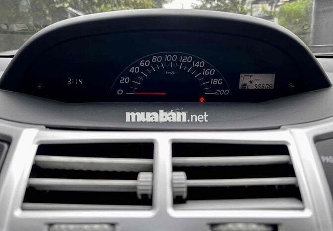 Toyota Yaris bản Trung Đông cực hiếm, 59.000KM.