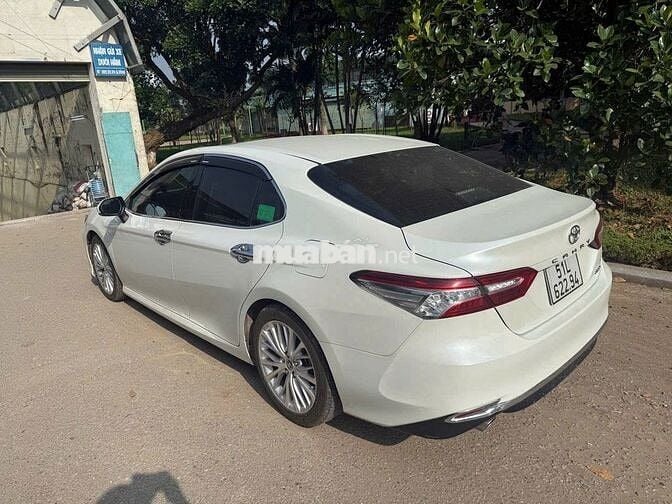 Toyota Camry 2021 2.5Q - 63000 km