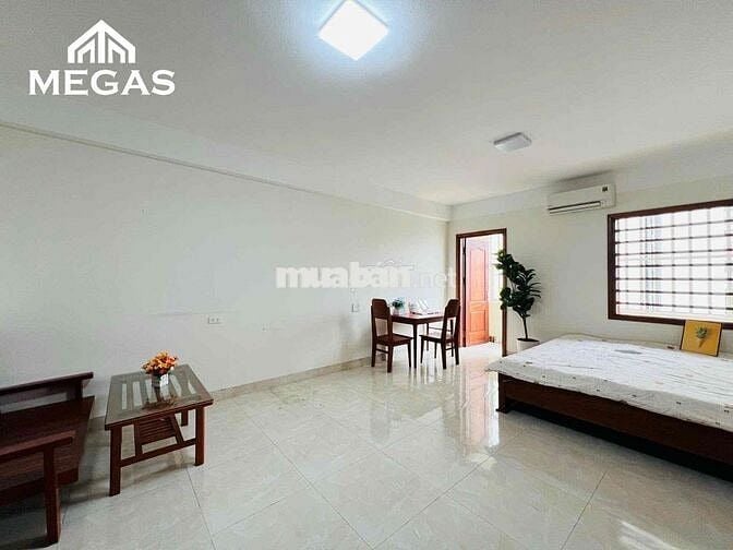 CHO THUÊ CĂN HỘ BAN CÔNG NỘI THẤT XỊN NGAY ĐH NGOẠI THƯƠNG, NGOẠI GIAO