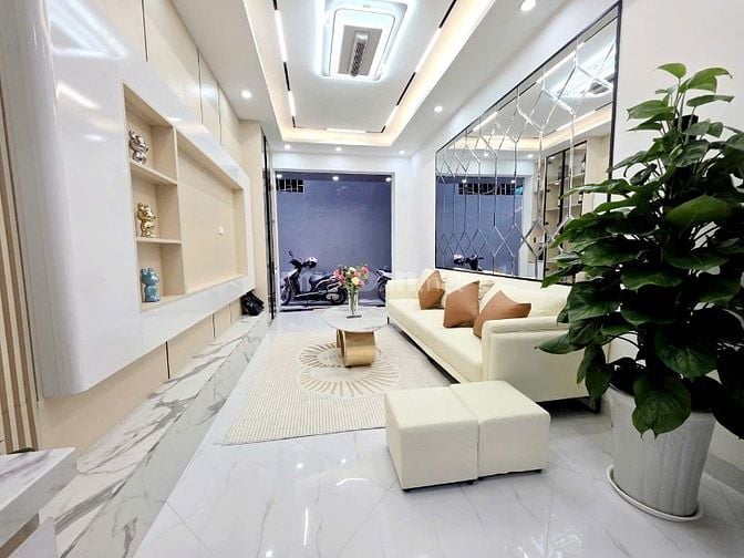 Bán nhà Phố Đại La - Hai Bà Trưng, ngõ rộng, gần phố, 30m2 x 4T, 7 tỷ